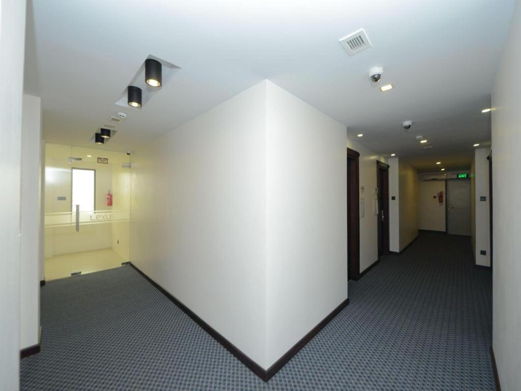 יאנגון Hotel Lexus מראה חיצוני תמונה