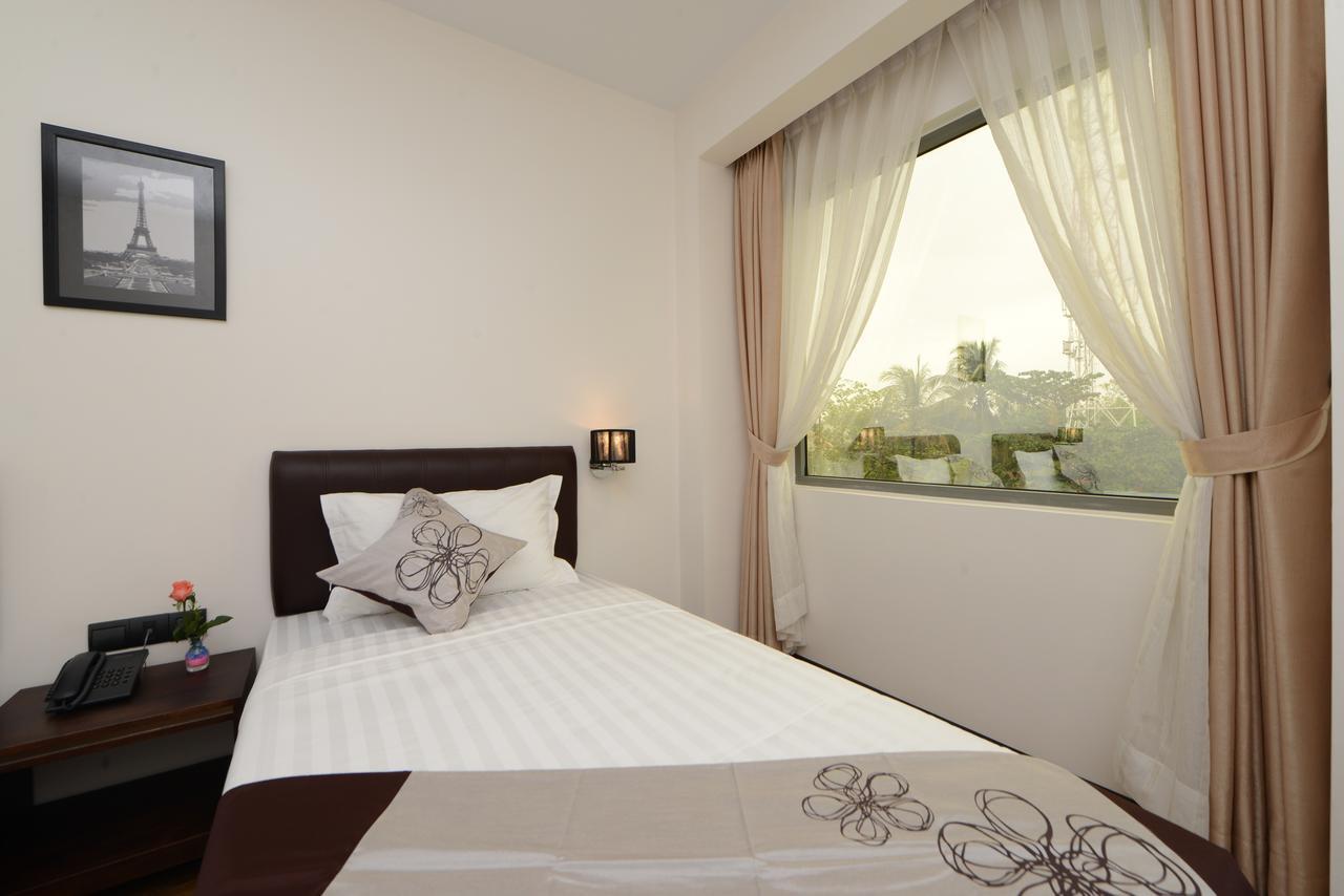 יאנגון Hotel Lexus מראה חיצוני תמונה