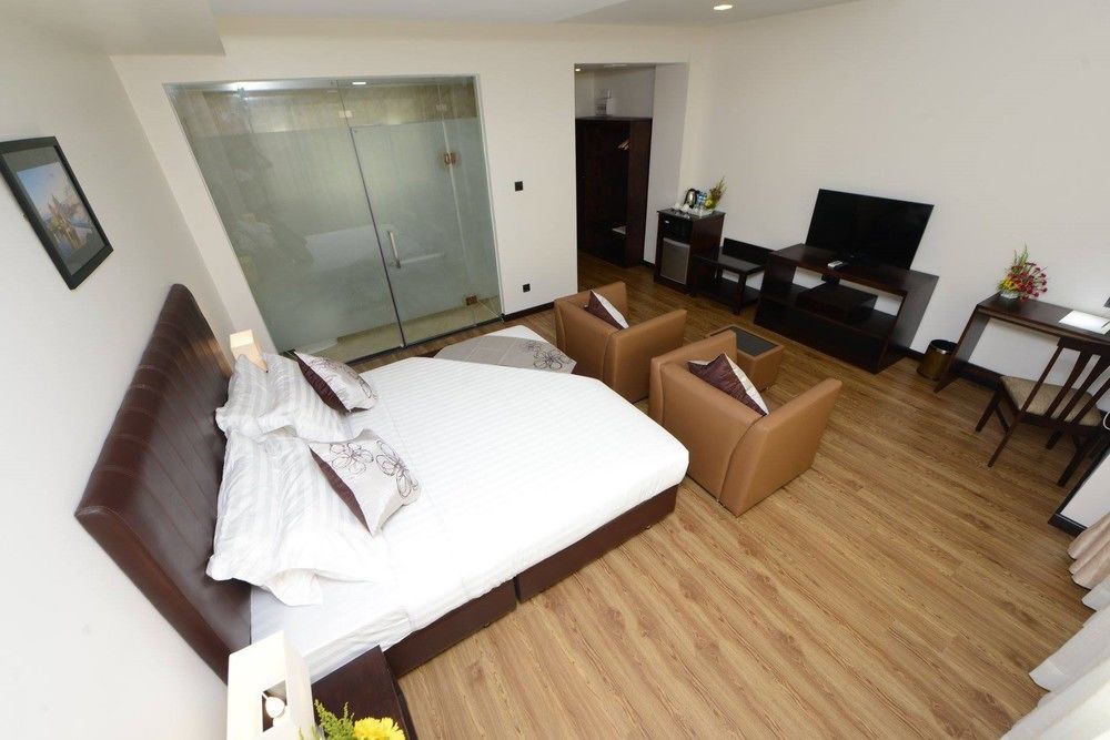 יאנגון Hotel Lexus מראה חיצוני תמונה