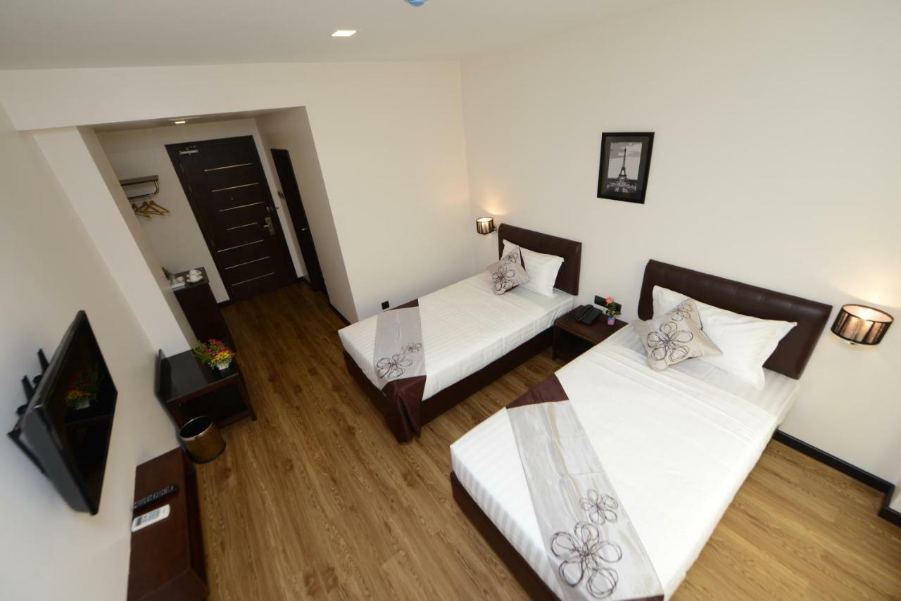 יאנגון Hotel Lexus מראה חיצוני תמונה